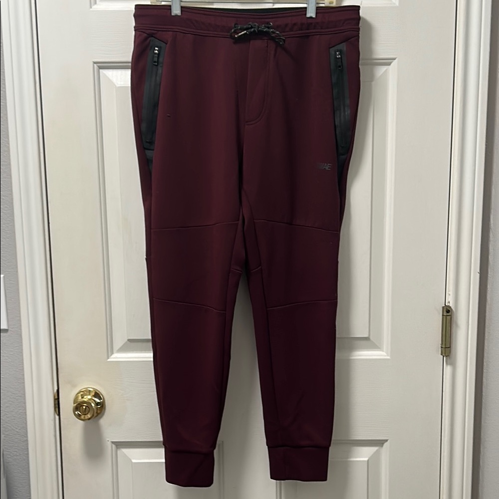 American Eagle Outfitters Men's Burgundy Jogger Pants Size Medium